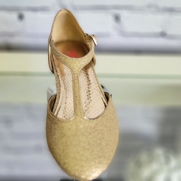 GB Girls Ankle Strap Flats SZ 4 M - Picture 3 of 7